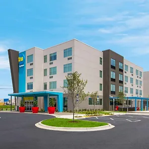 Tru By Hilton Hotel